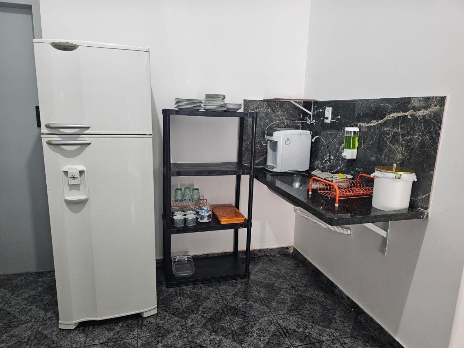 Cig Hostel 戈亚尼亚 外观 照片